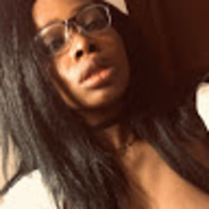 Meet your Posher, Nadia